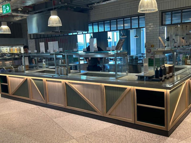 Endüstriyel restoran akrilik tezgahı Yoğun sirkülasyona dayanıklı endüstriyel restoran akrilik tezgah uygulaması